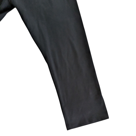 Set Of Athletic Top And Leggings Size Large - Picture 13 of 15